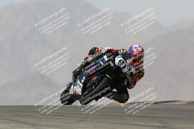 media/Mar-28-2022-Superbike Trackdays (Mon) [[b8603d0f67]]/Open Track Time/Turn 9/